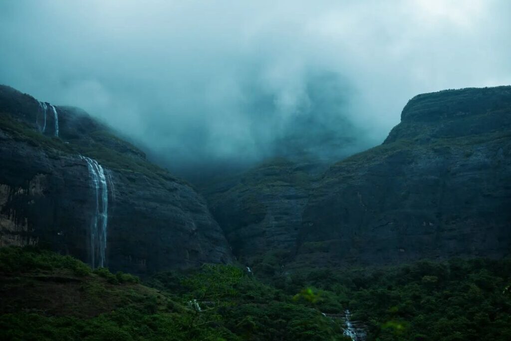 Pahine Waterfall